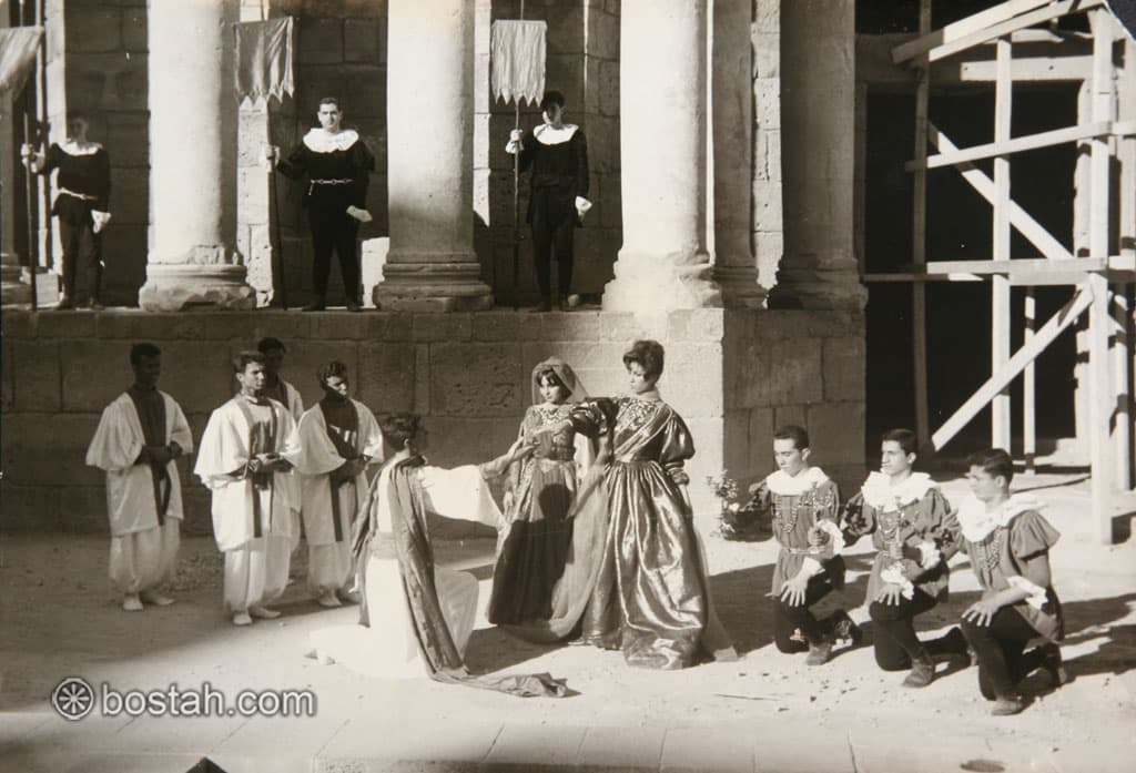 مشاهد دعائية لمسرحية تاجر البندقية (مدرج بصرى)