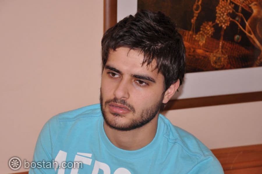 الجماهير تحتفي بناصيف زيتون