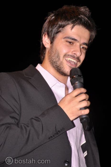 الجماهير تحتفي بناصيف زيتون