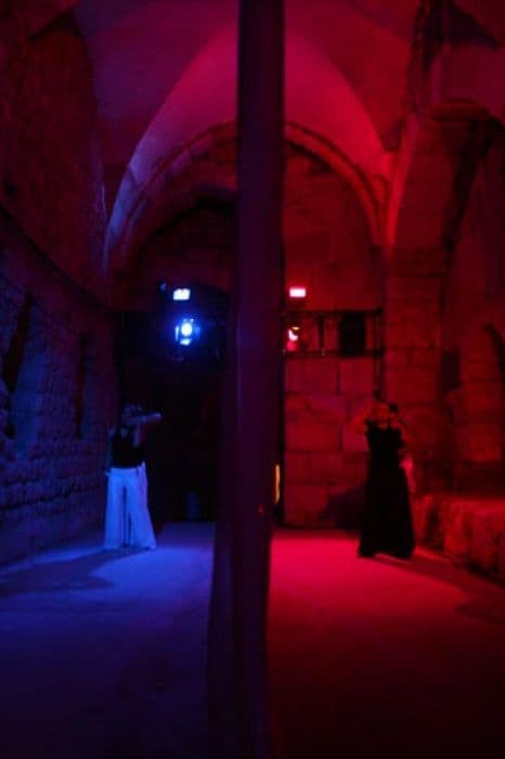 صور من مسرحية ألف مبروك