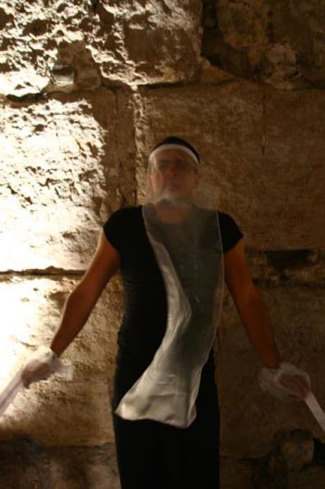 صور من مسرحية ألف مبروك