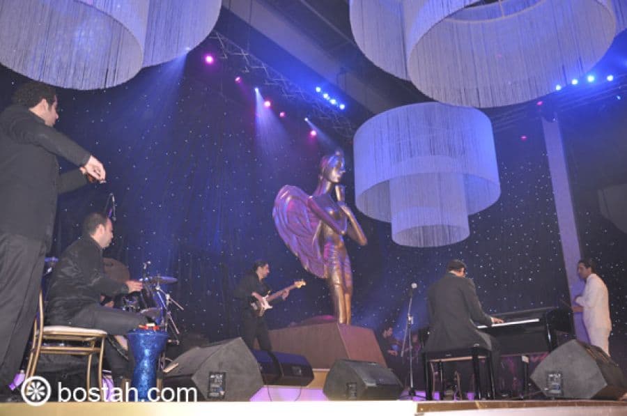 مكرموا أدونيا 2010