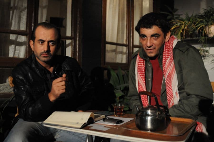 "مدير عام" يتنكر بأزياء جديدة..  في ألبوم جديد على بوسطة