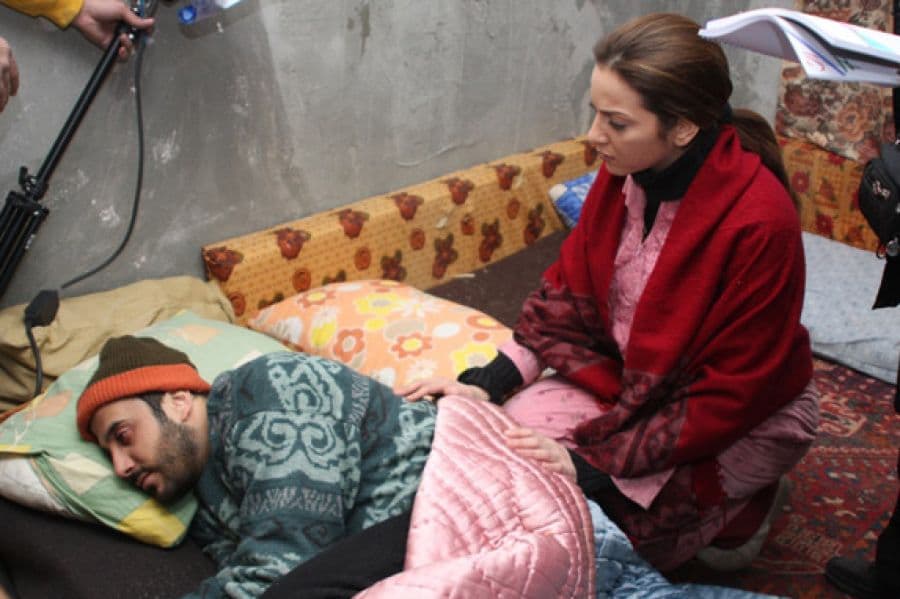 "ولادة من الخاصرة".. في ألبوم على بوسطة