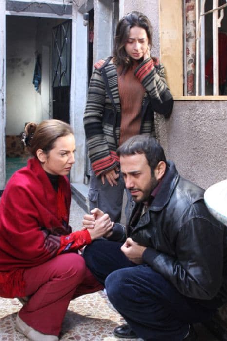 "ولادة من الخاصرة".. في ألبوم على بوسطة