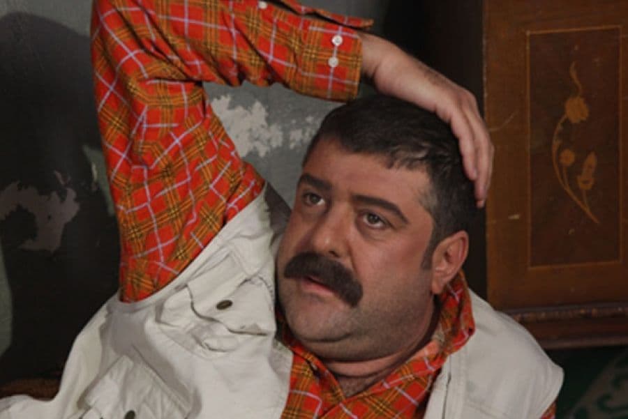 "ولادة من الخاصرة".. في ألبوم على بوسطة