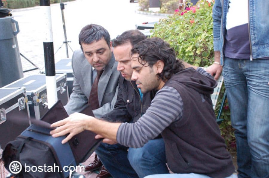 الصور الأولى من رحلة "جلسات نسائية" إلى دبي.. على بوسطة