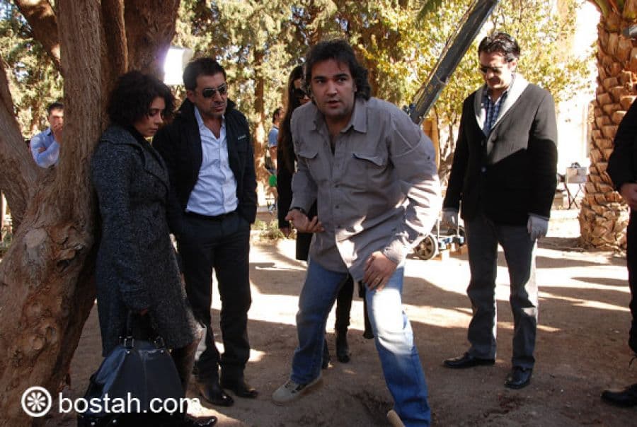 جرائم وألغاز في "كسر الأقنعة".. في ألبوم على بوسطة