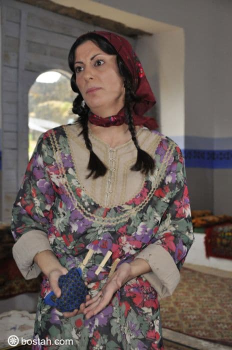 لغريب إنسانيته غالبة على نفسه