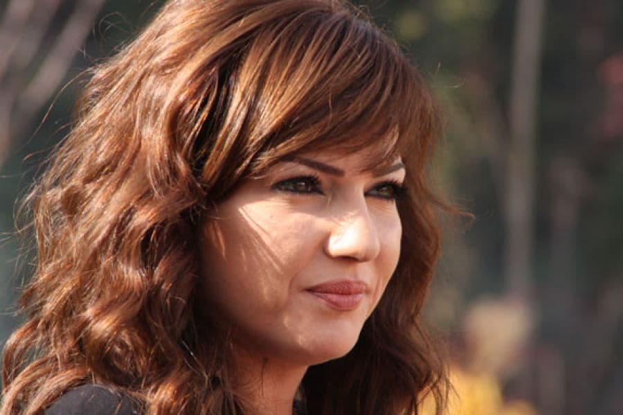 بنات العيلة     في صور اولى على بوسطة