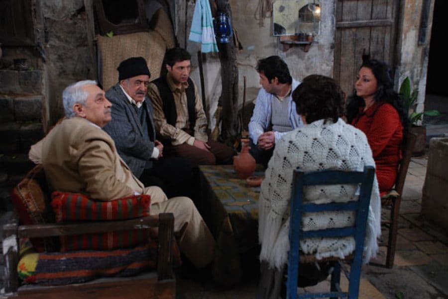 الصور الاولى ل "المصابيح الزرق" في ألبوم على بوسطة