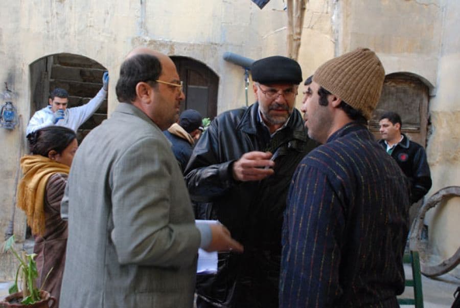 الصور الاولى ل "المصابيح الزرق" في ألبوم على بوسطة