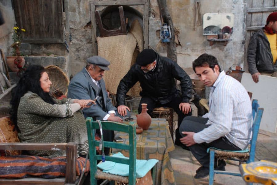 الصور الاولى ل "المصابيح الزرق" في ألبوم على بوسطة