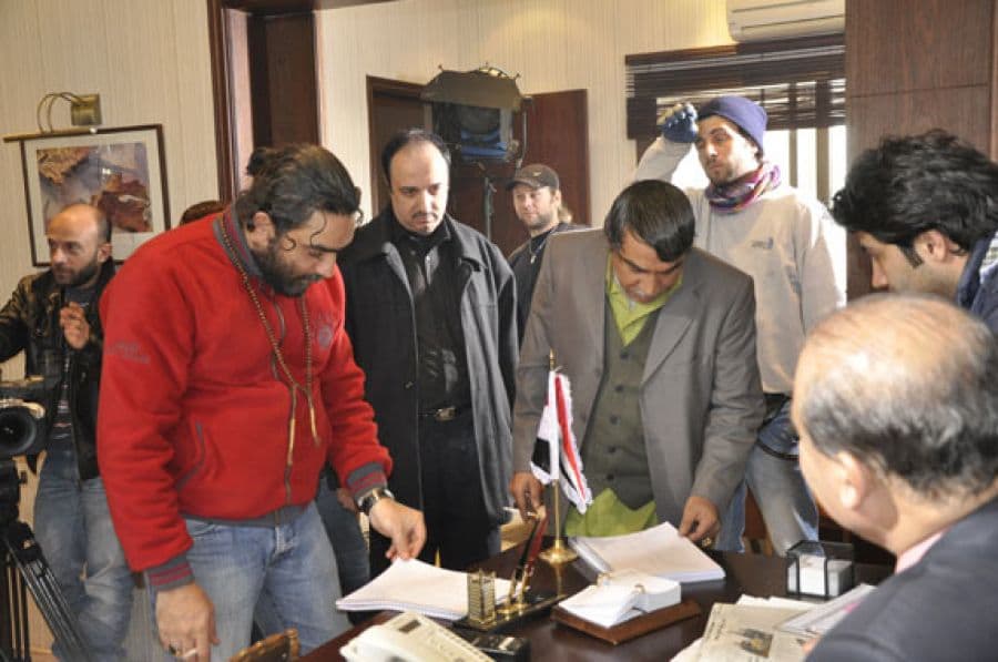 أيمن ونسرين وأدهم.. نجوم "سيت كاز" في ألبوم جديد على بوسطة