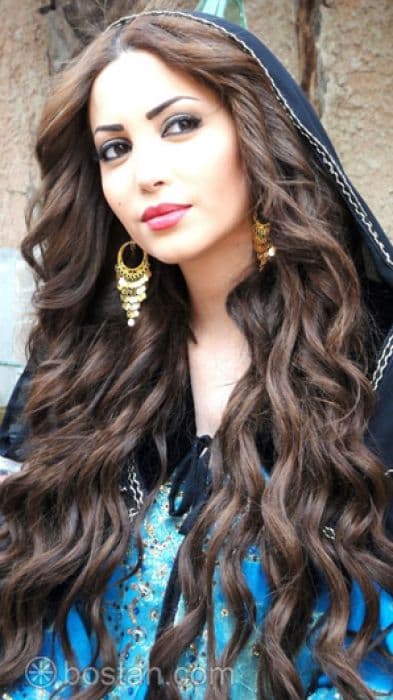 نسرين طافش (1)