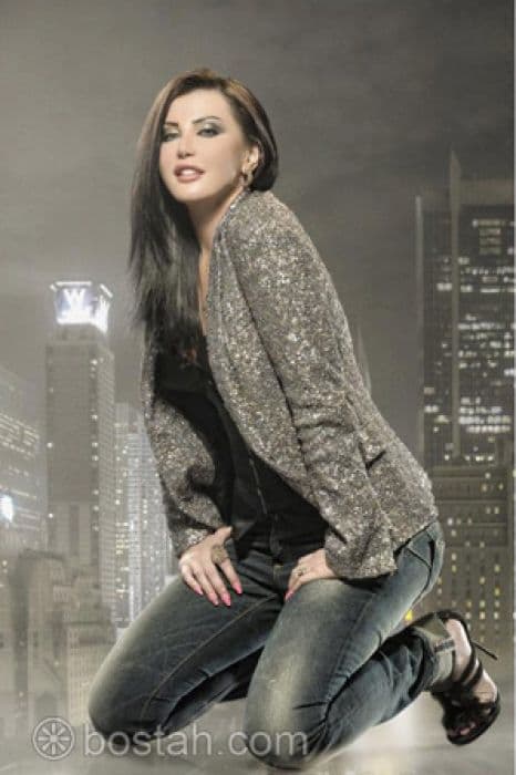 جيني أسبر (24)