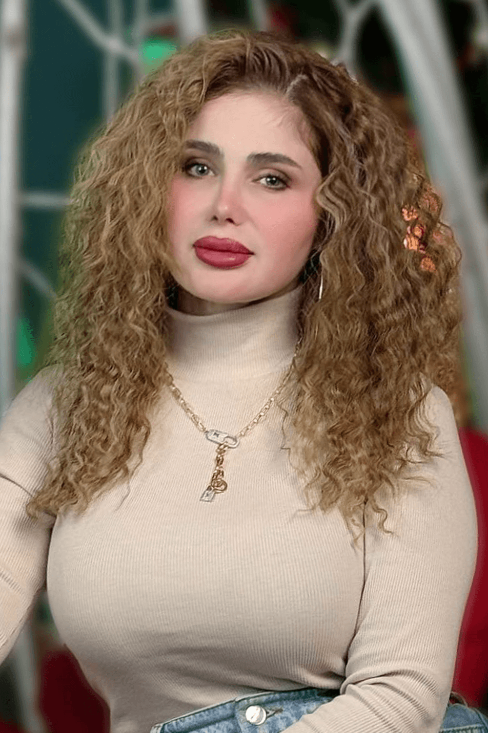 صورة پروفايل "سولاف جليل" صورة پروفايل "سولاف جليل"