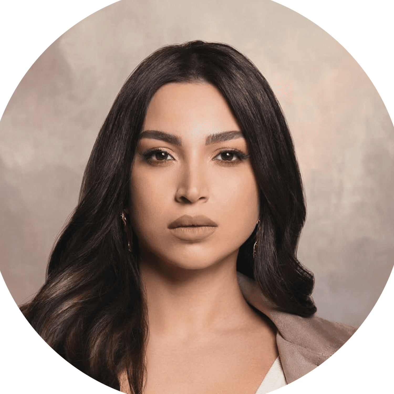 صورة شخصيّة تينا