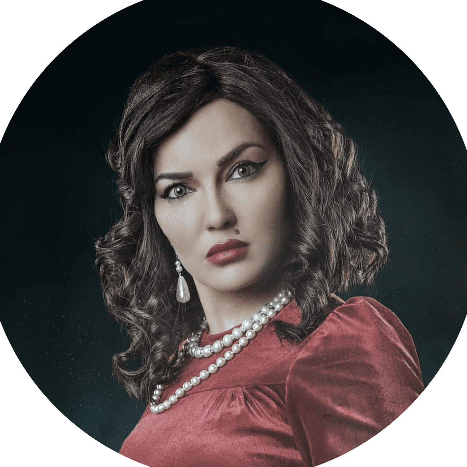 صورة شخصيّة يسرى