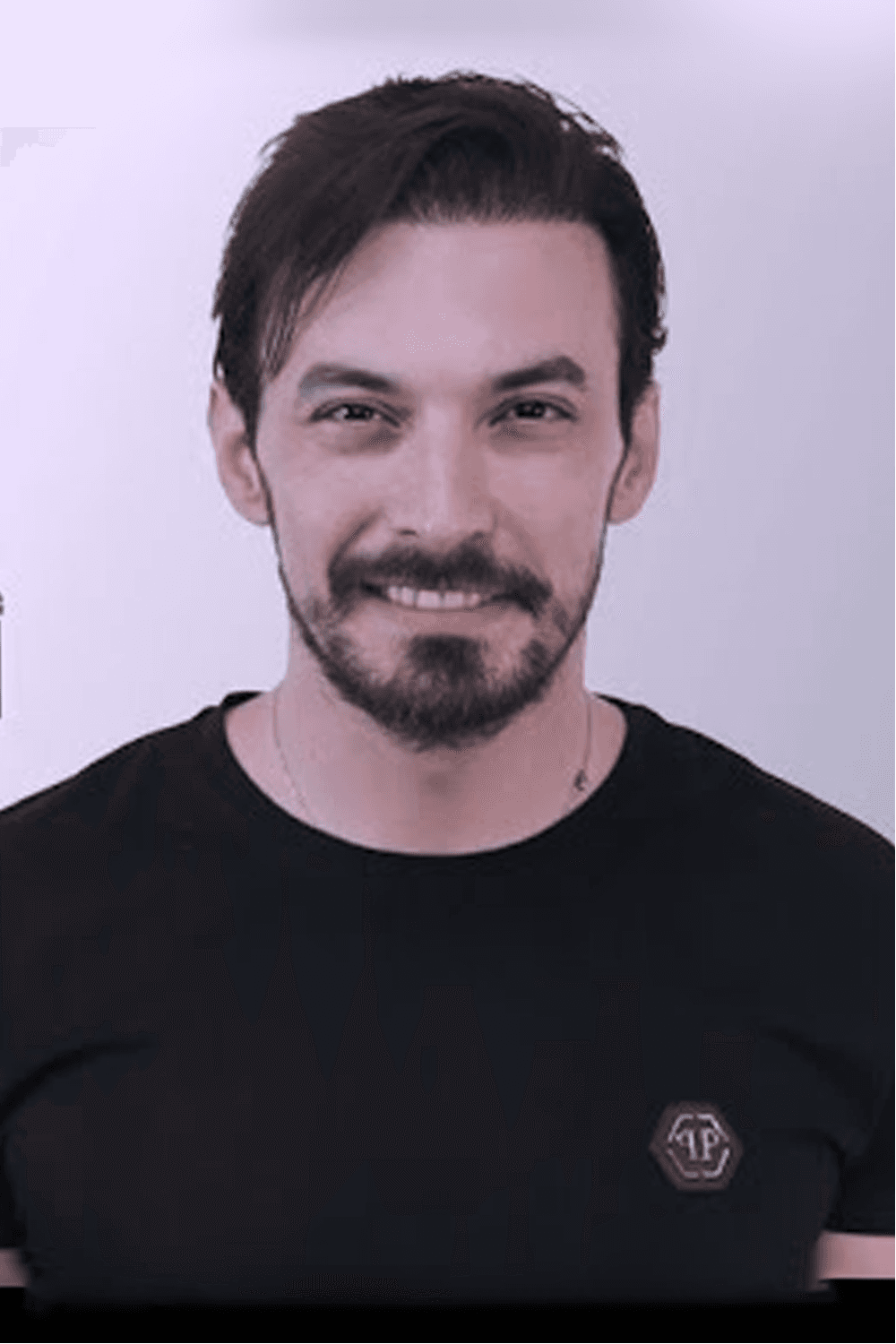 صورة پروفايل "باسل أسود" صورة پروفايل "باسل أسود"