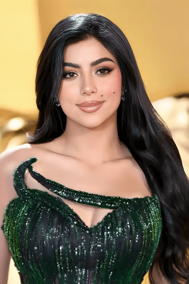 صورة پروفايل "كارولين عزمي"