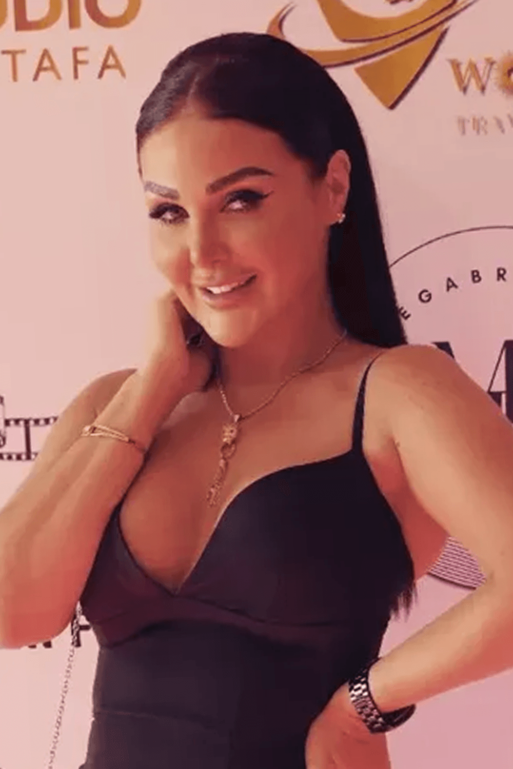 صورة پروفايل "آنا السيد" صورة پروفايل "آنا السيد"