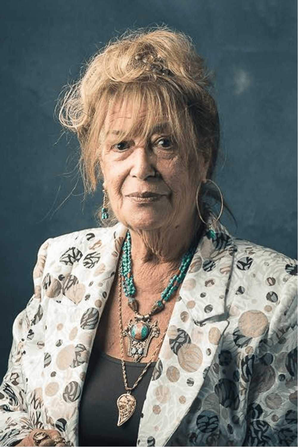 صورة پروفايل "منى واصف"