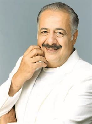 النجم أيمن زيدان