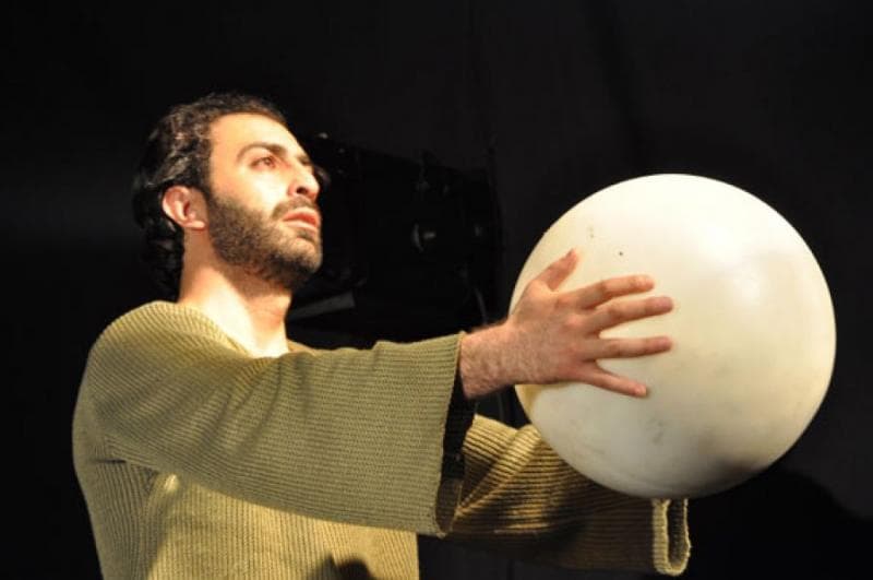 كفاح الخوص يعلن عن دورة لإعداد الممثلين