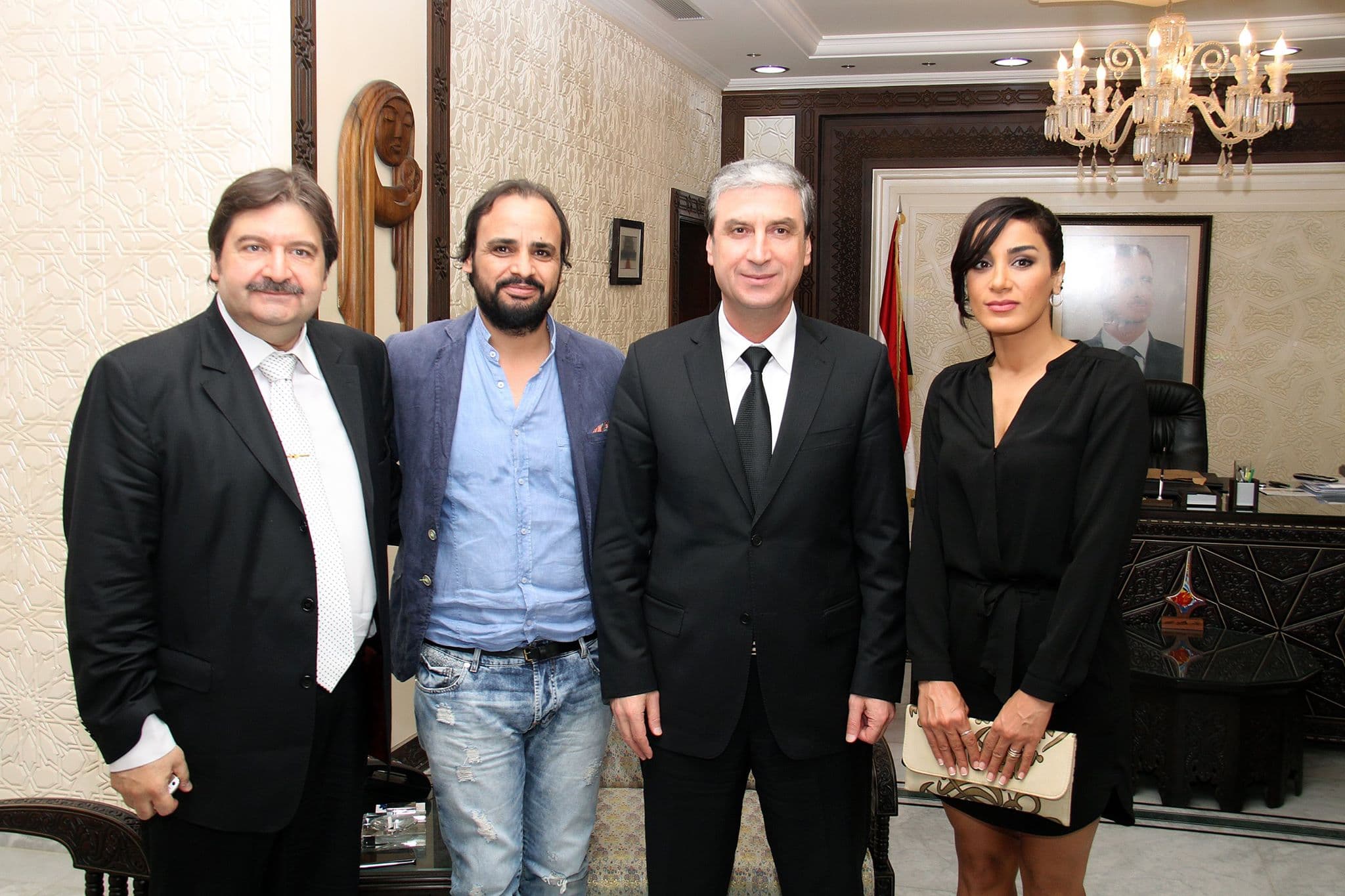 "الرابعة بتوقيت الفردوس" مكرّم من جديد