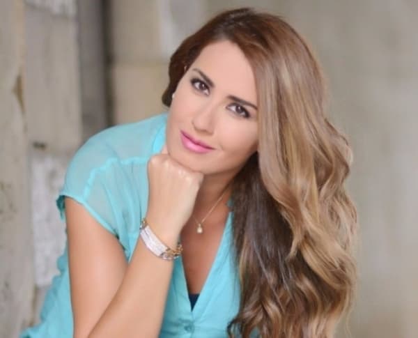 ميسون أبو أسعد تحكم في مهرجان الاسكندرية