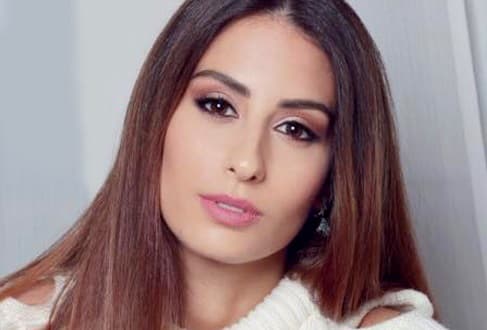 صورة غلاف مقالة هبة طوجي إلى مصر.. وهذه مفاجأتها