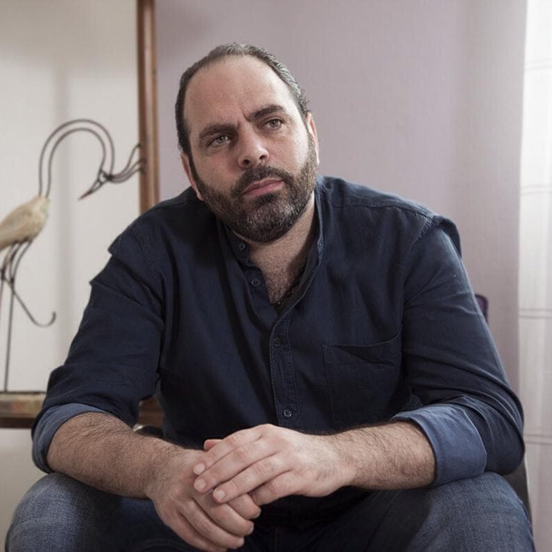 إياد أبو الشامات وحاتم علي في "زيارة" إلى بيروت قريباً