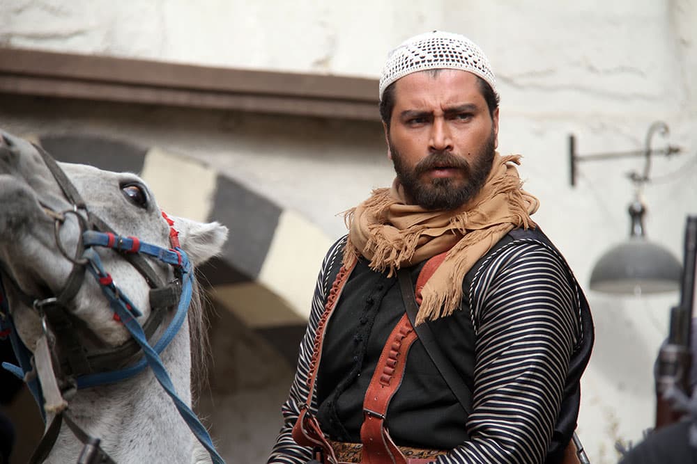 عكيد خاتون لن يدخل من باب الحارة بعد الآن