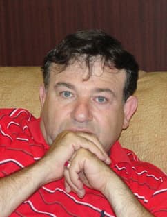 صورة غلاف مقالة محمد قبنض: الفضائيات تخوّفت من "لعنة الطين" حرصاً على علاقاتها مع سورية