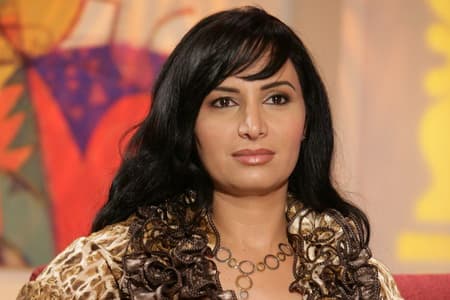 صورة غلاف مقالة رشا شربتجي تدخل تخت شرقي