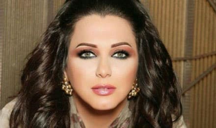 صورة غلاف مقالة سلاف فواخرجي تنفي الشائعات.. ومتمسكة ببديعة مصابني ووائل رمضان