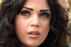 صورة غلاف مقالة لينا دياب تشييد بالعمل مع أحمد إبراهيم أحمد