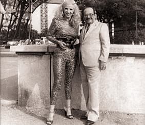 صورة غلاف مقالة وعلى وجه الصبوحة جاء الفرح إلى “برج إيفل”