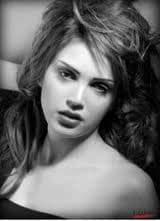 صورة غلاف مقالة لينا دياب: أرسلت صورتي لأنزور عندما كنت في ال 16