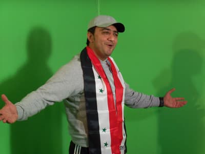 صورة غلاف مقالة علي الديك يغني للمنتخب