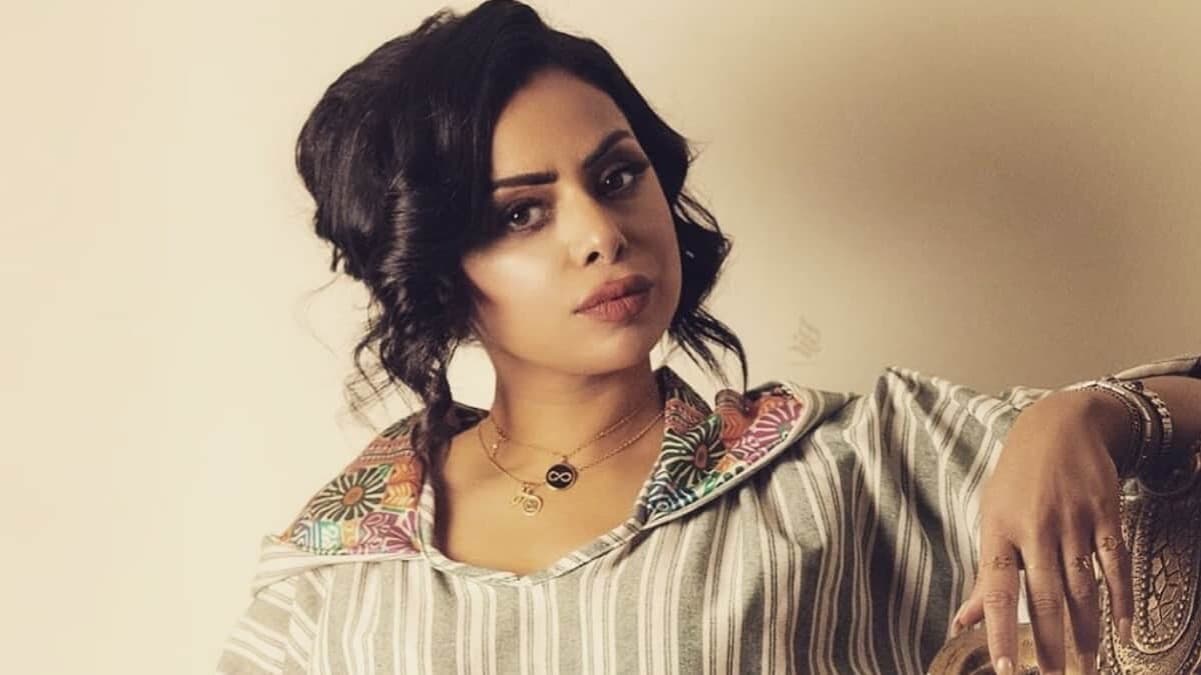 صورة غلاف مقالة هند البلوشي تُعلن ولادة طفلتها الثالثة وتشارك جمهورها فرحتها