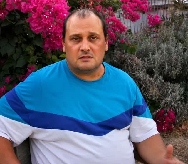 حقيقة مفاجئة عن والد زوجة إسماعيل يوكسيك تثير الجدل