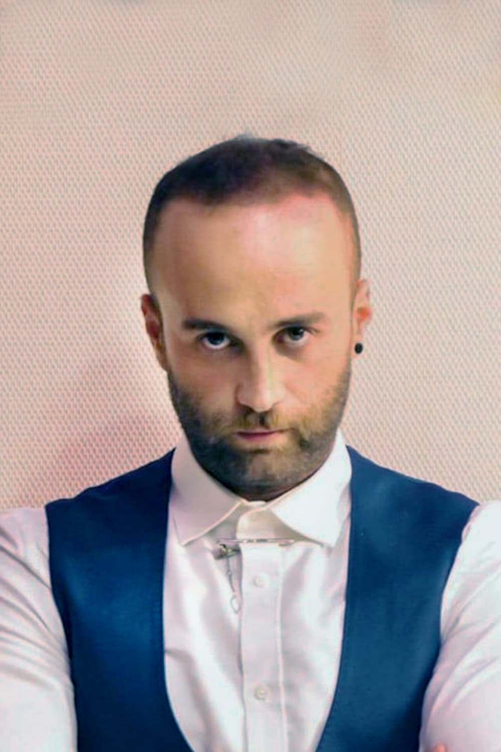 صورة پروفايل "أمير برازي" صورة پروفايل "أمير برازي"