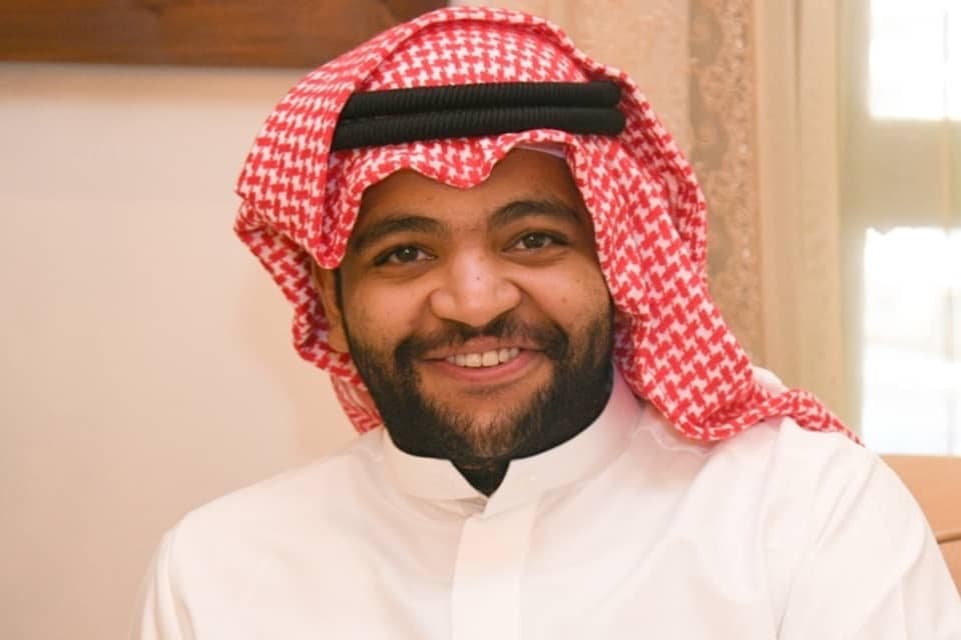 صورة غلاف مقالة خالد المظفر يدهش لجنة شاعر المليون بين الشعر والغناء