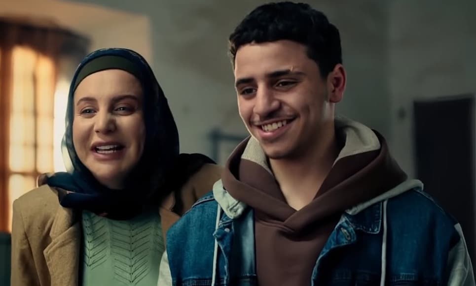 لحظة طريفة بين غيث رمضان وهيما إسماعيل في مولانا 