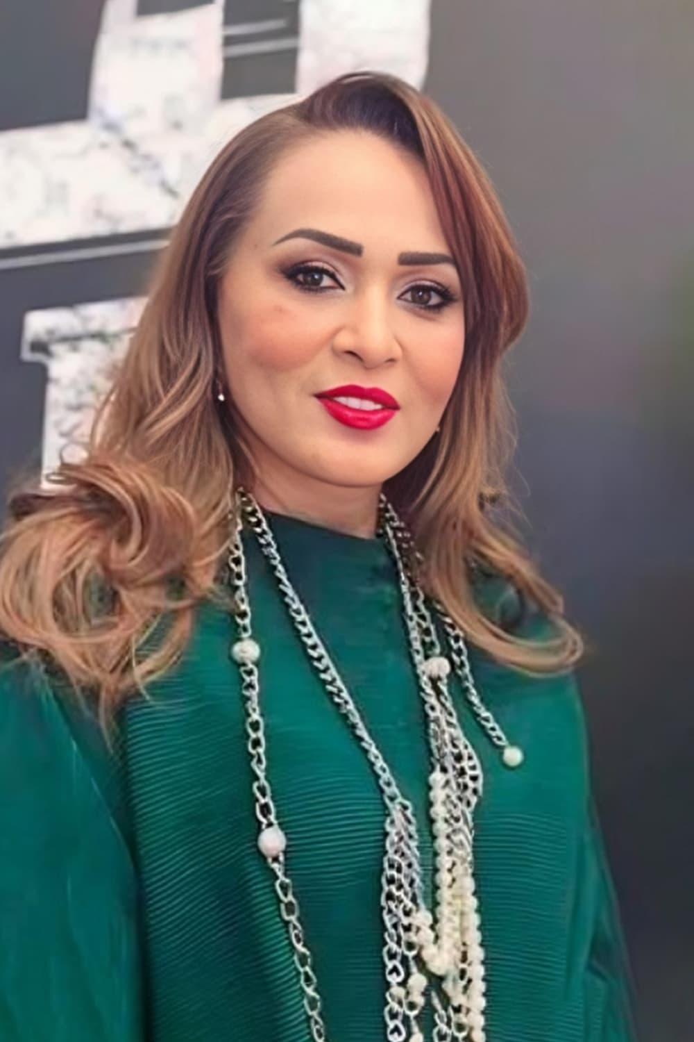 صورة پروفايل "سناء يونس" صورة پروفايل "سناء يونس"