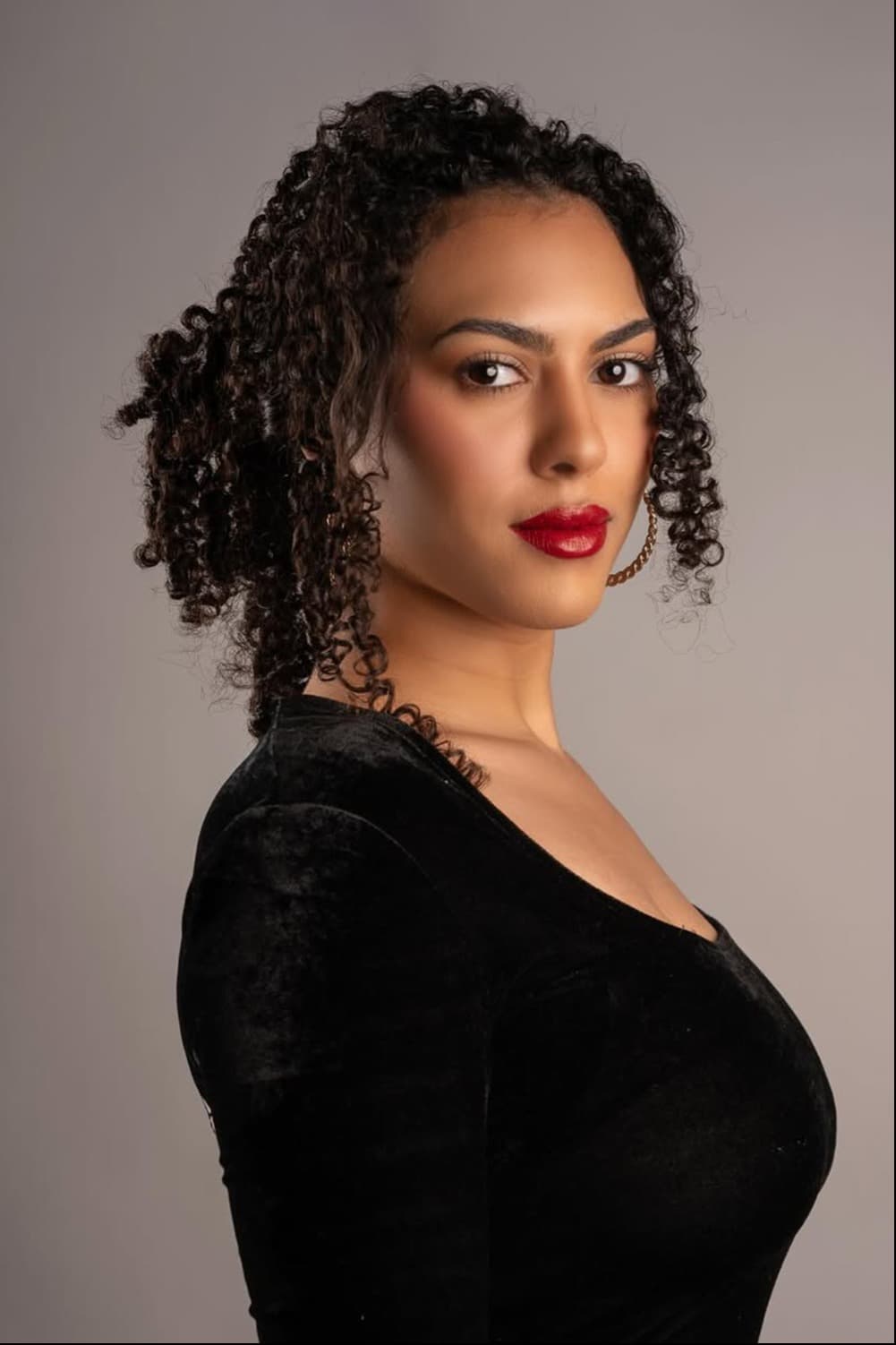 صورة پروفايل "رحاب العطار" صورة پروفايل "رحاب العطار"