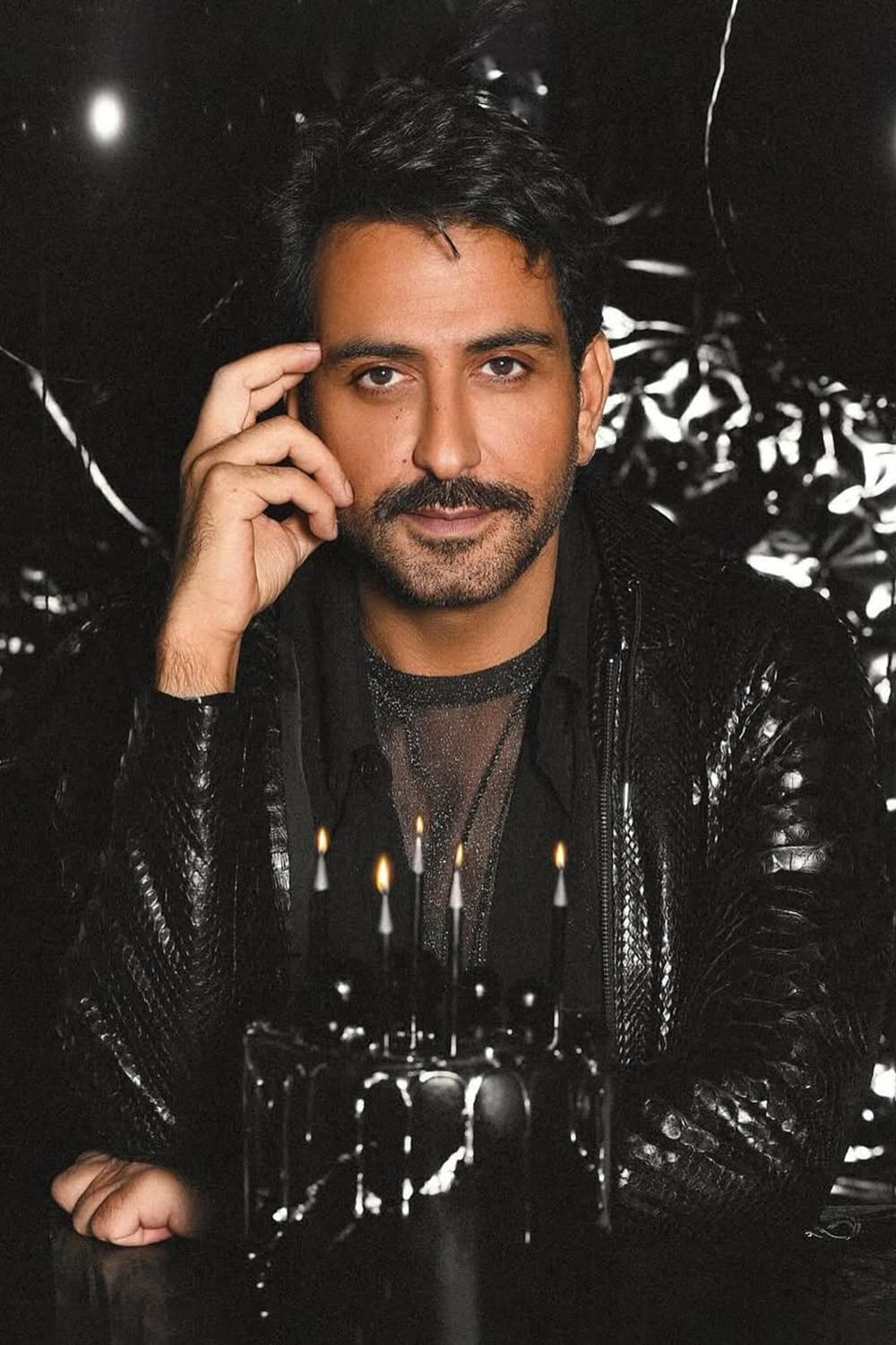 صورة پروفايل "محمود وشهري " صورة پروفايل "محمود وشهري "