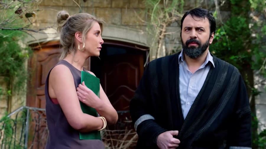 نور علي تكشف كواليس شخصية “شهلا” في مسلسل “مولانا”